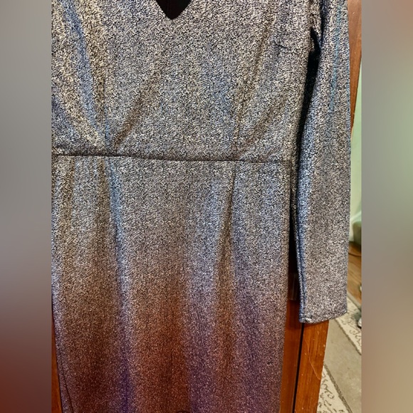 Charlotte Russe Lime New Metallic Long Sleeve Dress size Large - Picture 2 of 9